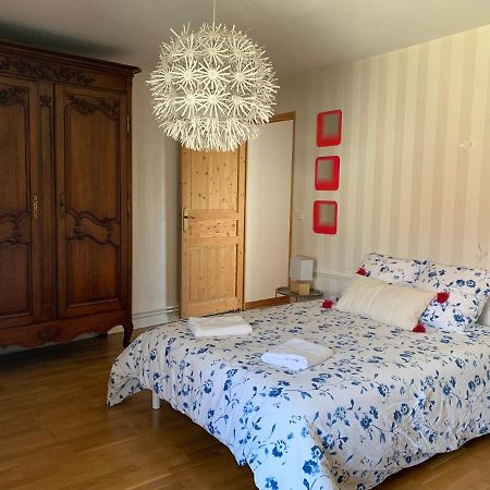 Les MesneuxLa Ferme De Maryse别墅 外观 照片
